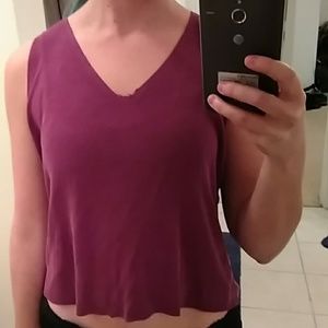 Maroon sleeveless stripe sweater vneck cropped top